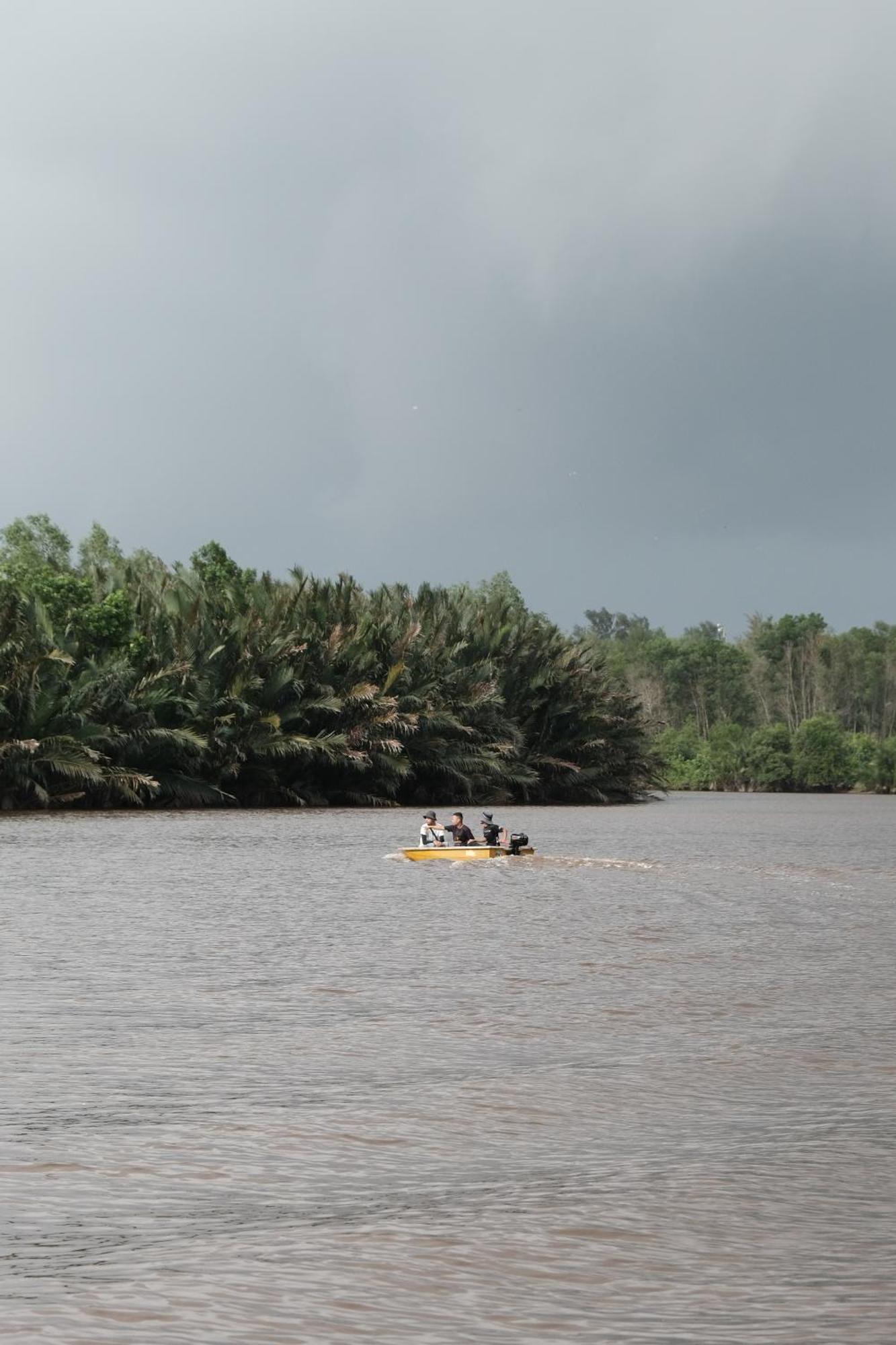 Qimmy Riverside Floating Cabin Kuala Terengganu Buitenkant foto